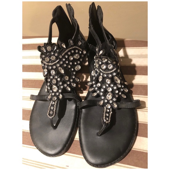 wide width bling sandals